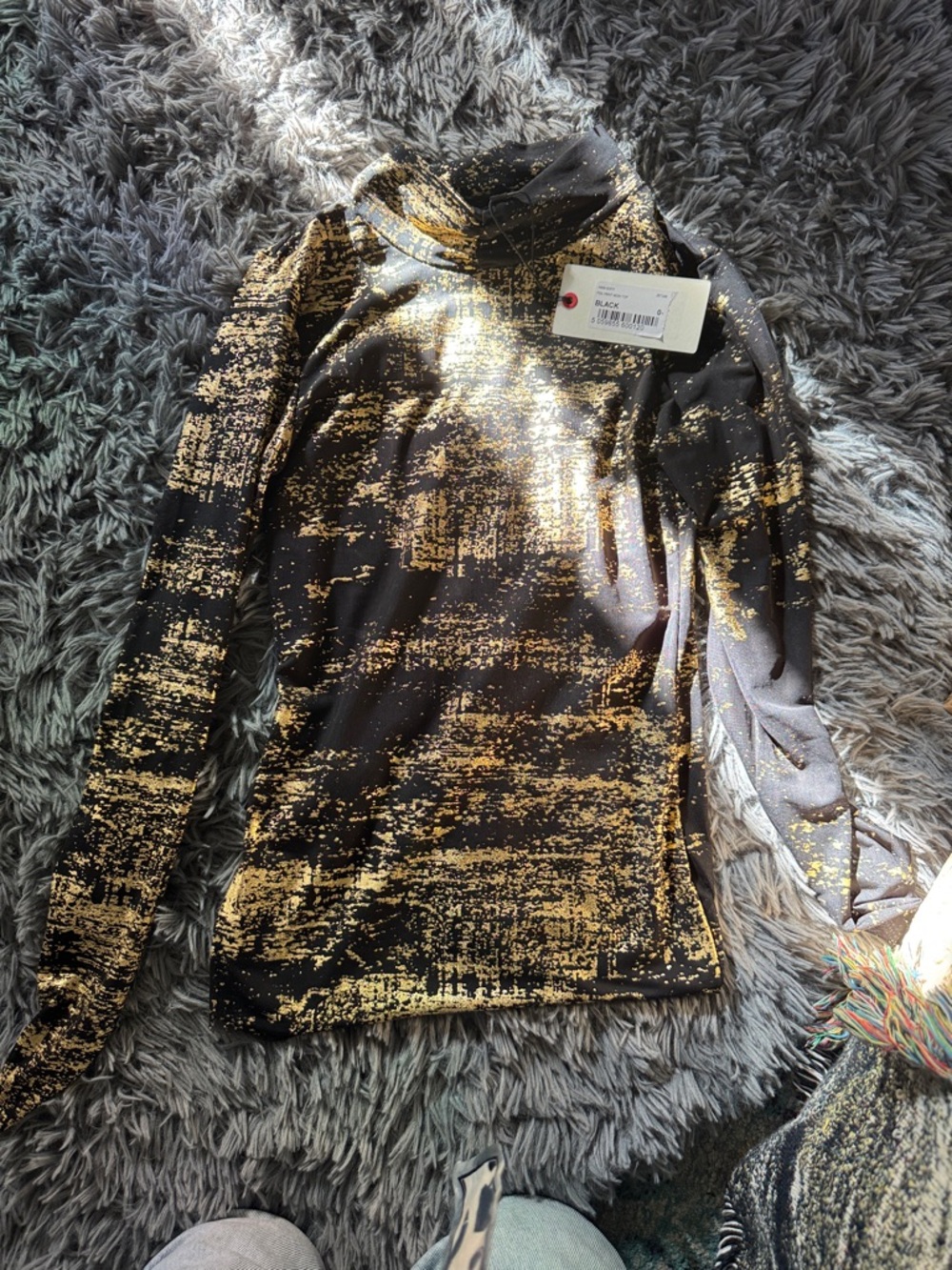 NWT 0 Ted baker Women's Long Sleeve Turtleneck Top in Black and Gold
